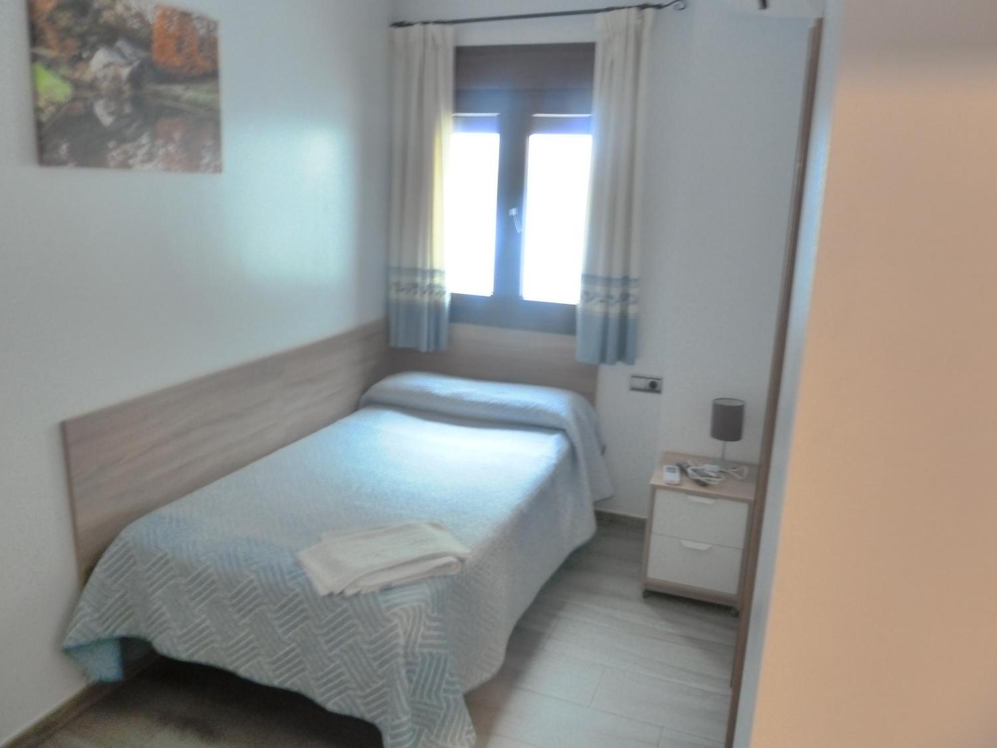 Hostal Casa Fermina- A 2 Horas De Las Pistas De Esqui Trevélez エクステリア 写真